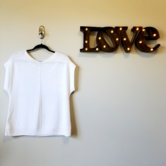 Tops - Like New Laura Top